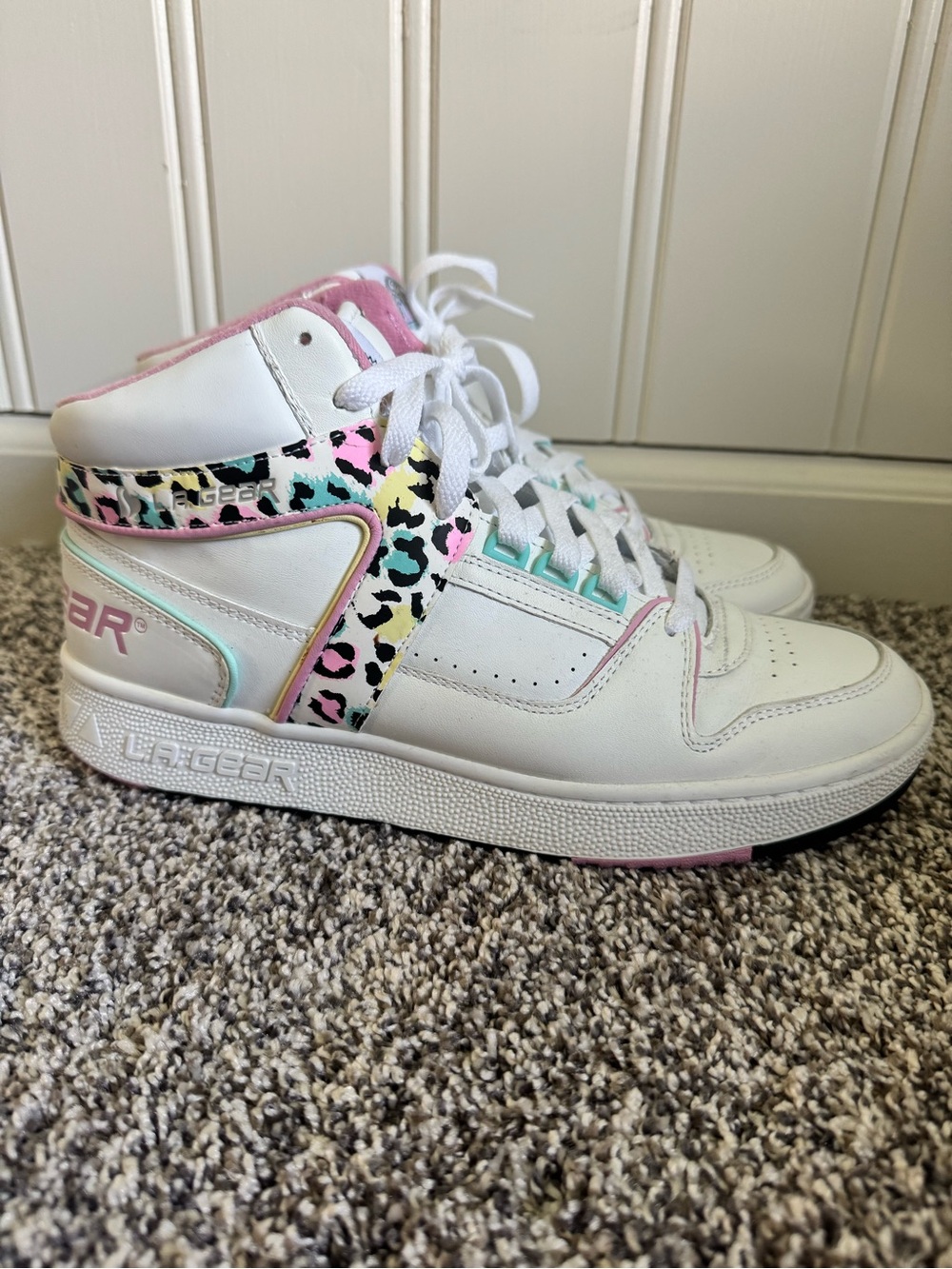 L.A. Gear White Sneakers with Pink and Mint Leopard Insole
